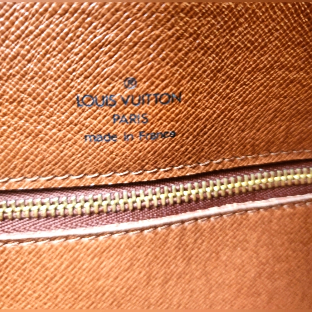 COA! Louis Vuitton Babylone Tote Bag. Stunning LV At A Great Price! - Picture 12 of 16